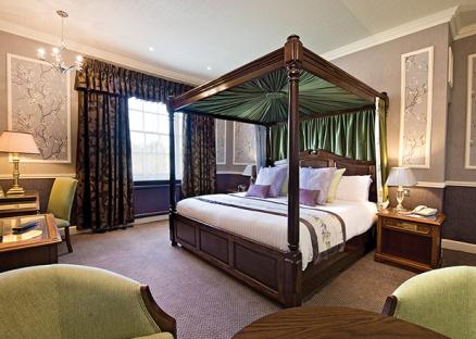Four Poster Large Bedroom